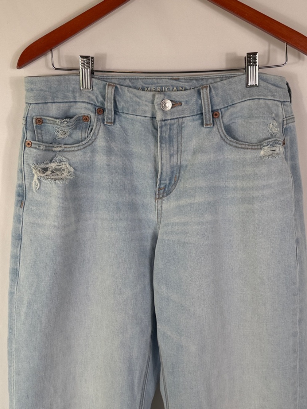 American Eagle Curvy Straight Light Wash Jeans. Womens Size 10 Short. Inseam 28" - Picture 4 of 10